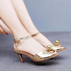 women's heeled sandals