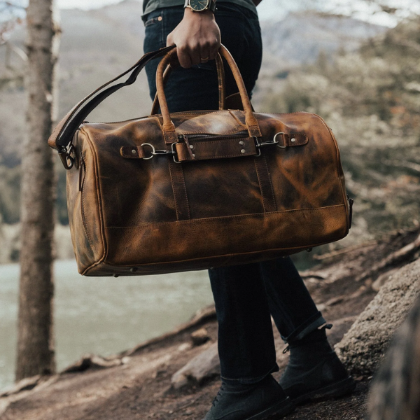 Leather travel bag